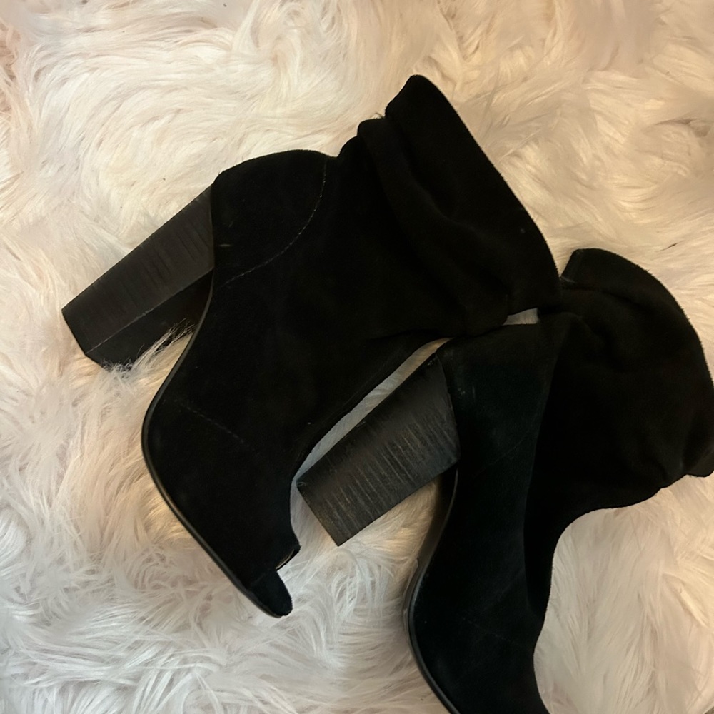 black booties